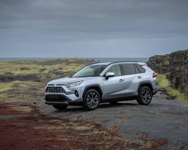 Top Iceland Car Rental rav4 2022 4